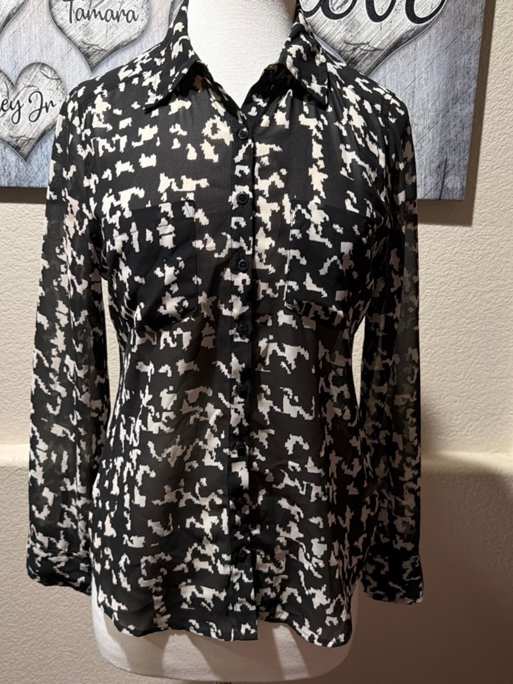 Guess Black and White Abstract Print Button-Up Shirt